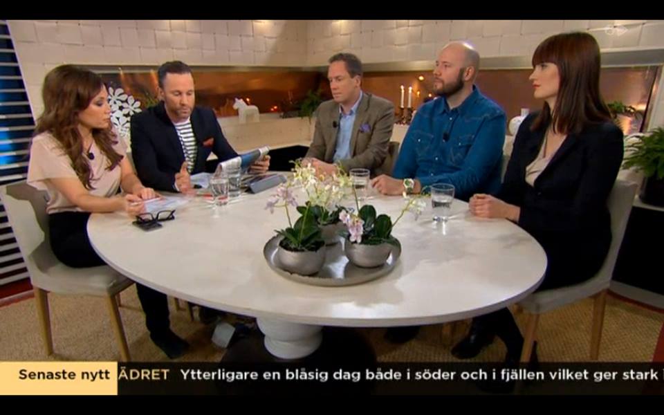 Fredrik Segerfeldt, Fredrik Wass och Yonna Waltersson, gäster i Nyhetsmorgon